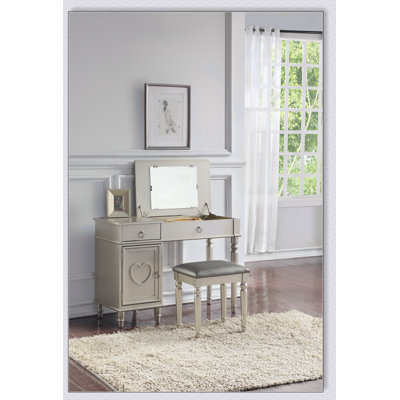 Luxurious Bedroom Vanity Set With Stool, Flip-Down Mirror, And Ample Storage For Makeup And Jewelry