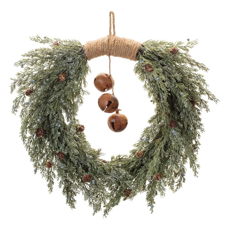 Couronne de Noël artificielle 22 po Green and Brown Pine and Jingle Bells