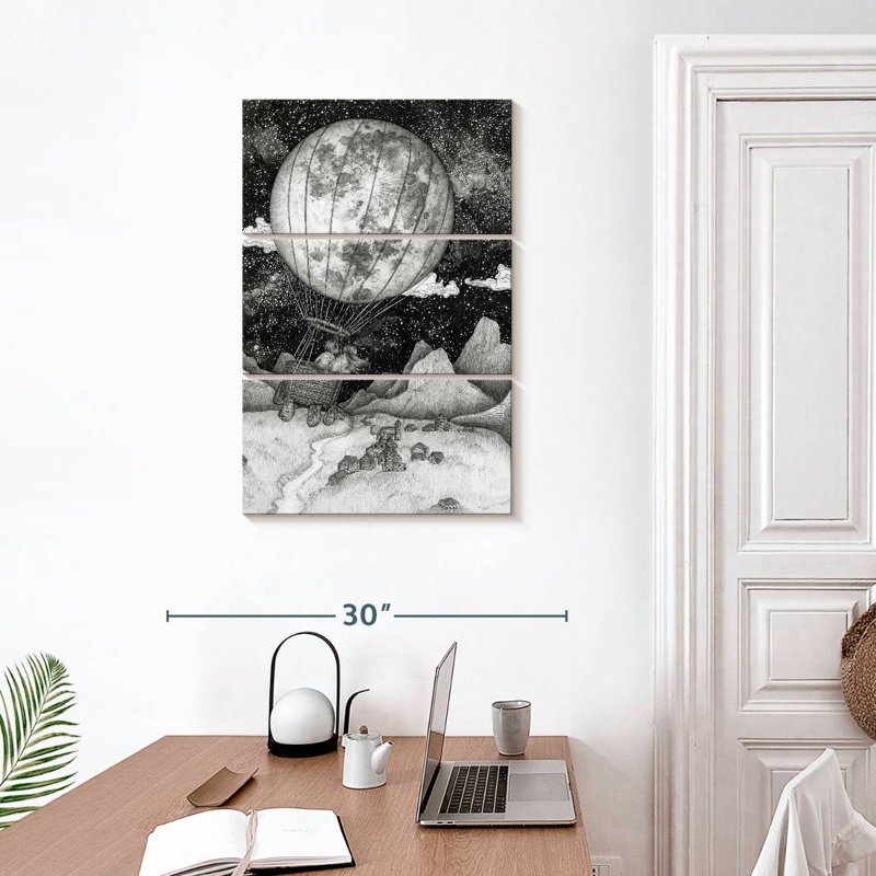 Mehar Moon Balloon, 32" H x 20" W