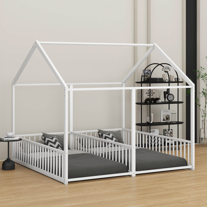Lit simple au sol, structure de lit plateforme double en métal avec rails, deux lits partagés