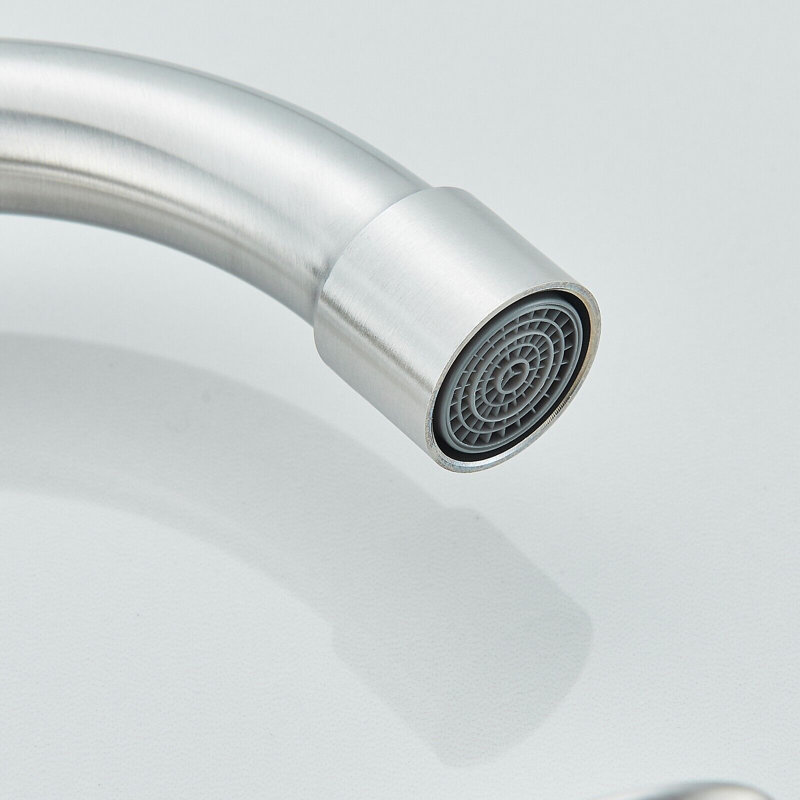 2-handle Bathroom Faucet with Drain Assembly
