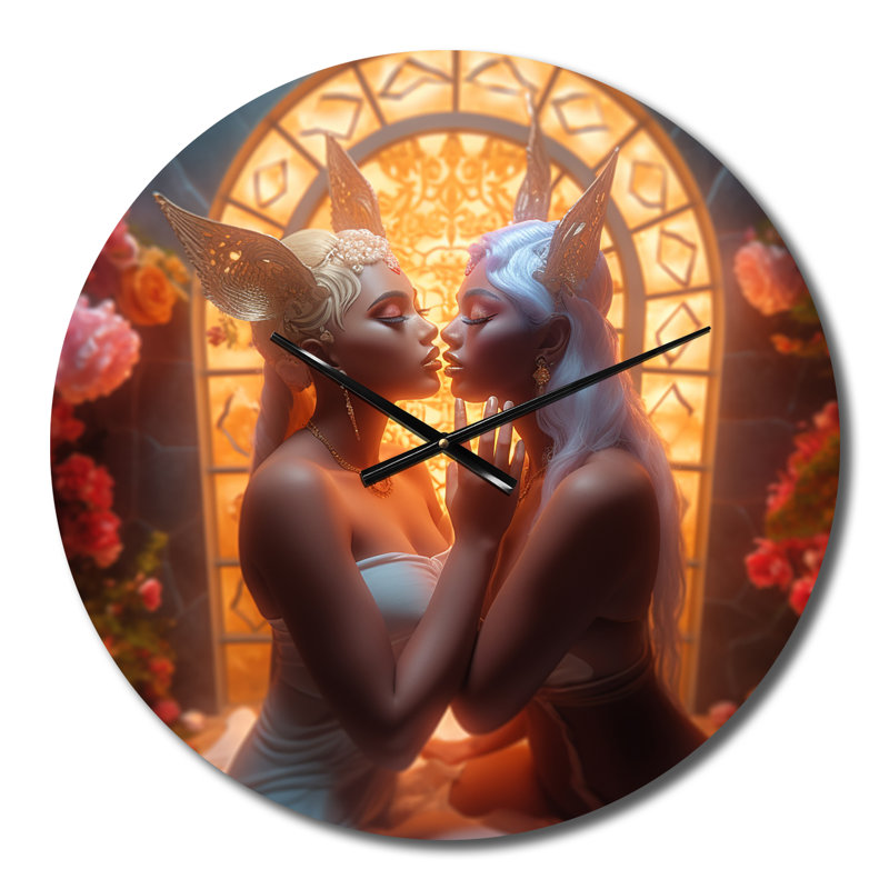 Horloge murale Divine Kissing Goddess Love, Moyenne