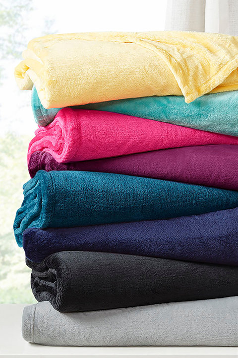 Blankets & Throws