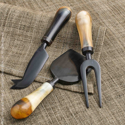 Brookby cheese knives, set of 3