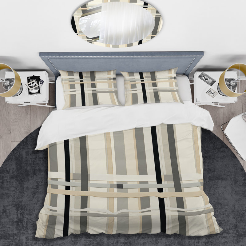 Balanced Lines - Striped Duvet Cover Set - Microfiber Polyester, King Duvet Cover + 2 King Shams