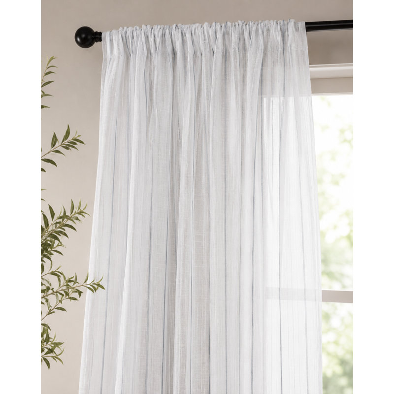 Panneau de rideau simple semi-diaphane avec passe-tringle Agamjit, 54 po x 96 po, bleu