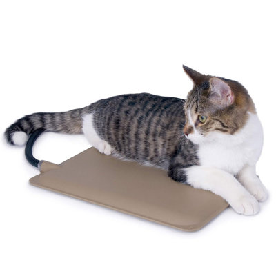K&H Pet Products Heated Extreme Weather Outdoor Kitty Pad, Waterproof Cat Heated Bed, Pet Warmer for Outside and Feral Cats, Indoor and Outdoor Warmin