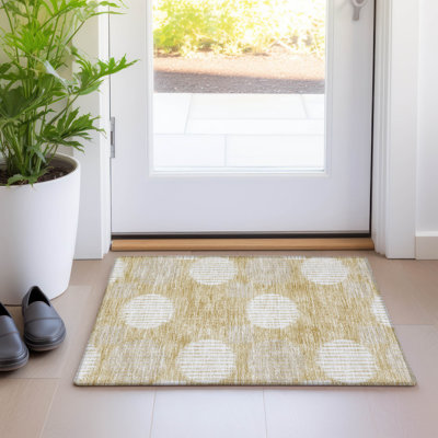 Tapis doré Prisco lavable à la machine de qualité supérieure