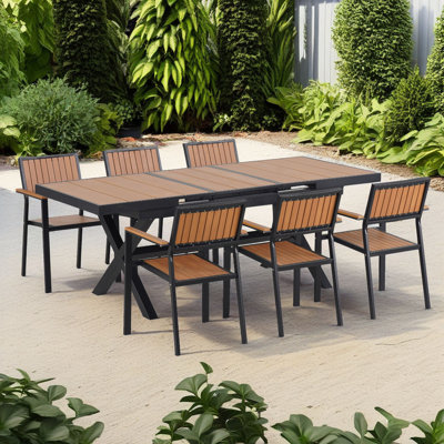6 - Person Rectangular Extendable Outdoor Dining Set