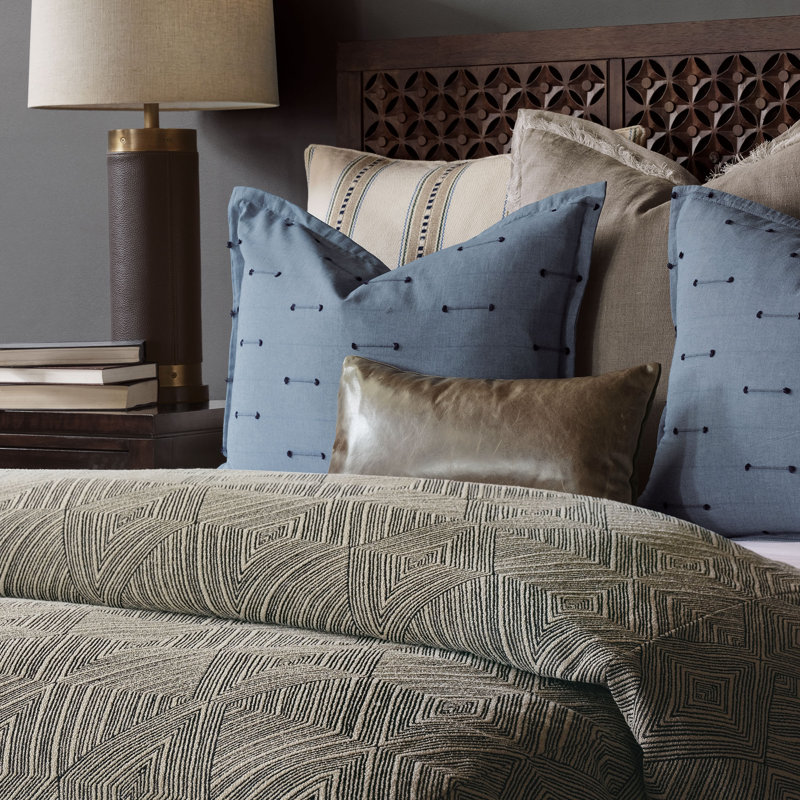 Tudor Lumbar Pillow Cover & Insert, Cocoa