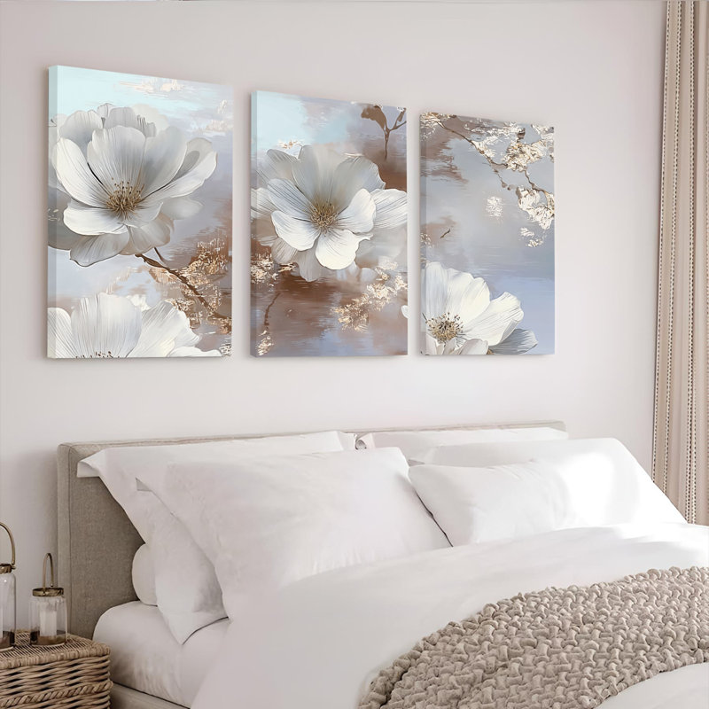 Tableau élégant à motifs floraux blancs sur toile tendue, tons pastel doux (paquet de 3), H 30 po x l 60 po