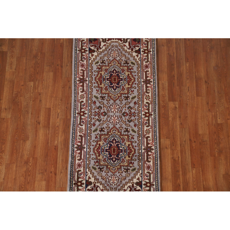 Tapis de couloir unique en laine noué à la main de style nouvel âge de 2 pi 6 po x 6 pi gris / beige