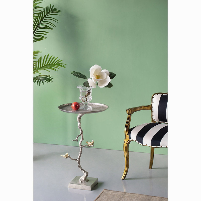 Table d'appoint ronde en aluminium 16,9 x 16,9 x 28 po avec branches argentées et or