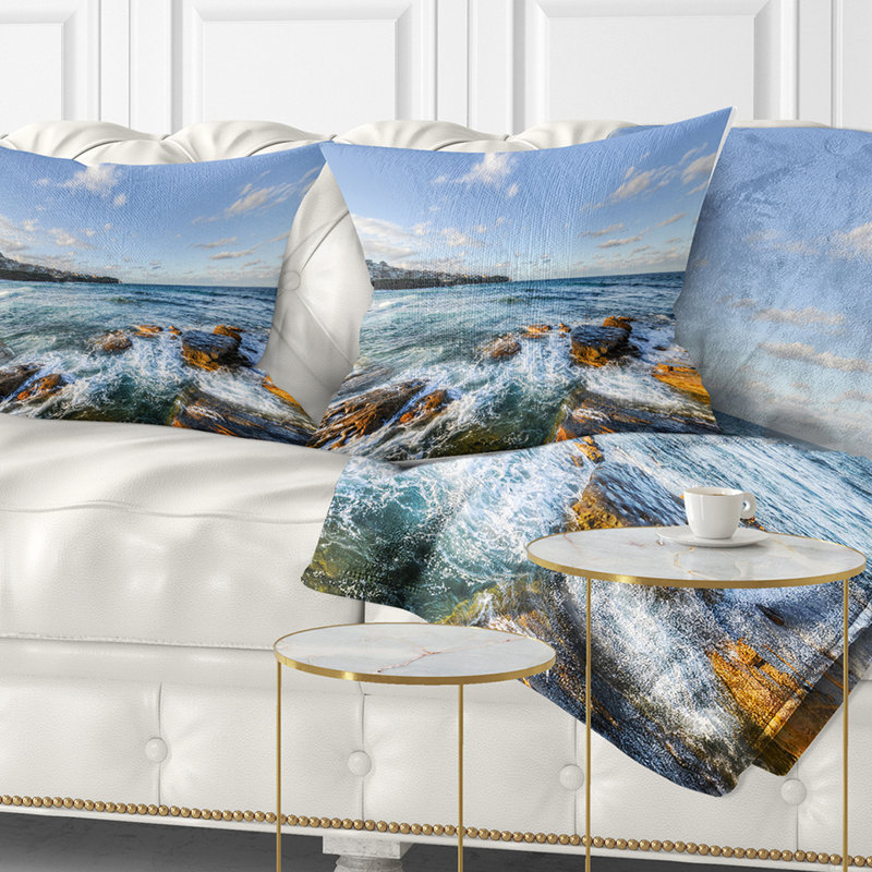 Coussin imprimé blanc vagues à Bondi Beach - Sea & Shore, Square 16" x 16"