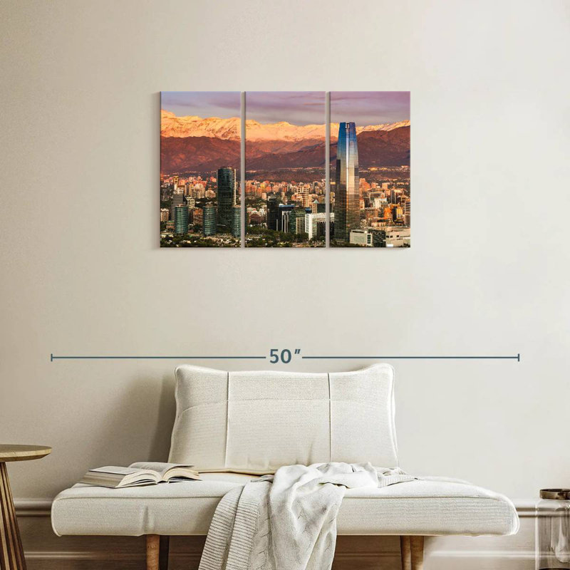 Santiago De Chile, 20" H x 33" W