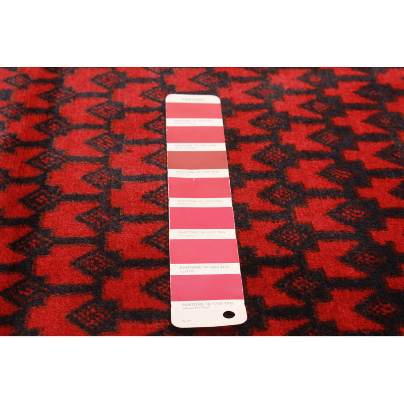 Tapis rouge Teimani 2 pi 9 po x 4 pi 6 po