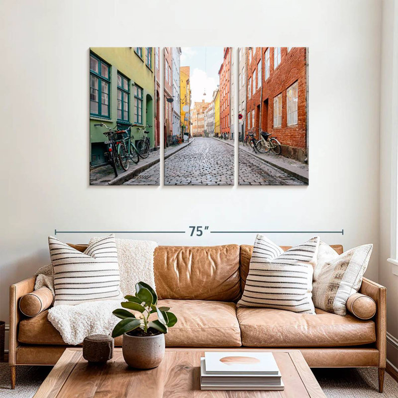 Rue pavée à Copenhague, H 36 po x l 57 po