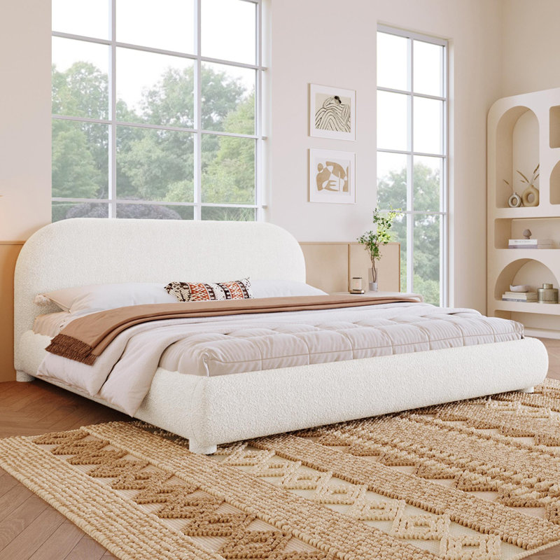 Structure de lit tapissier en tissu de style crème, Très grand lit