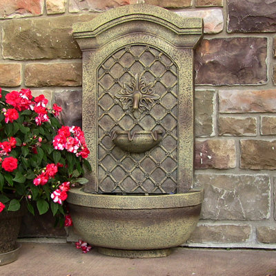 Fontaine murale d'extérieur Leyland Rosette