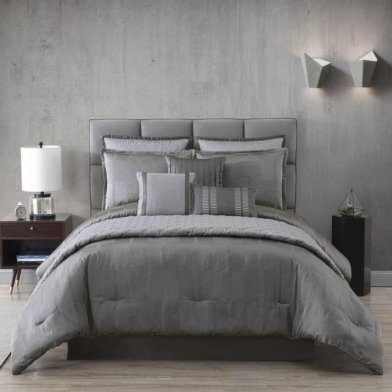Gilmore Gray Comforter Set, King Comforter + 3 Throw Pillows
