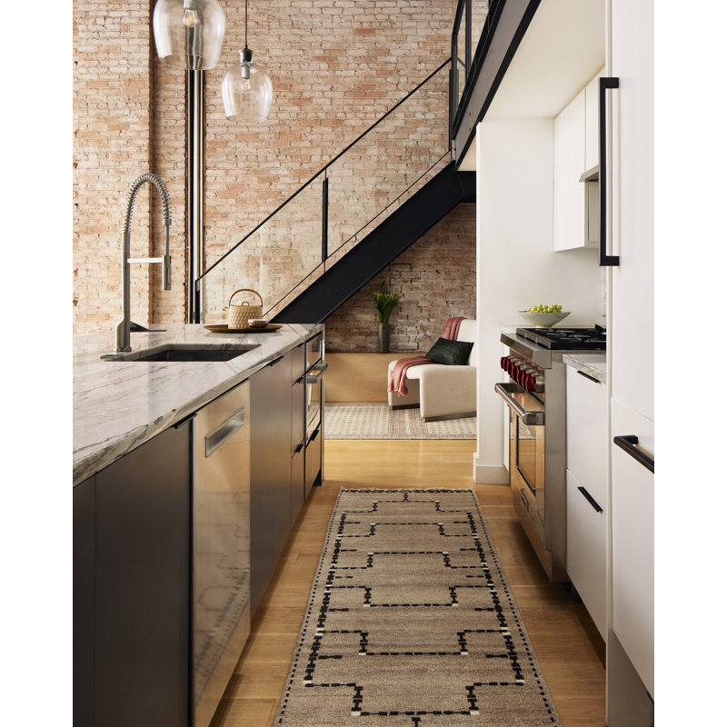 Sana Rug: Decorator Hand Knotted Rug in Natural/Black, Runner 2'6" x 8'