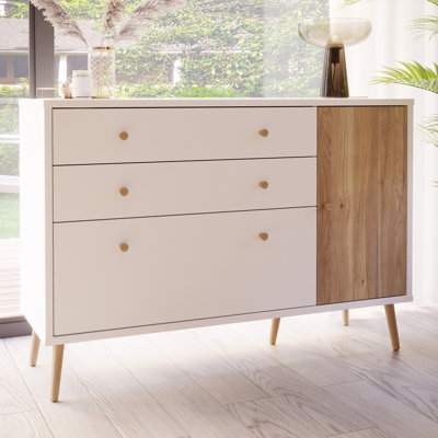 HARLLSON 124.5cm W Chest of Drawers