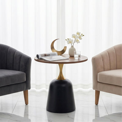 Table basse de table d'appoint circulaire de 23,6 pouces, table de salon à base en métal, décoration simple et moderne en grain de bois de noyer, table de Négociation, bureau de tête de lit de canapé circulaire unique.
