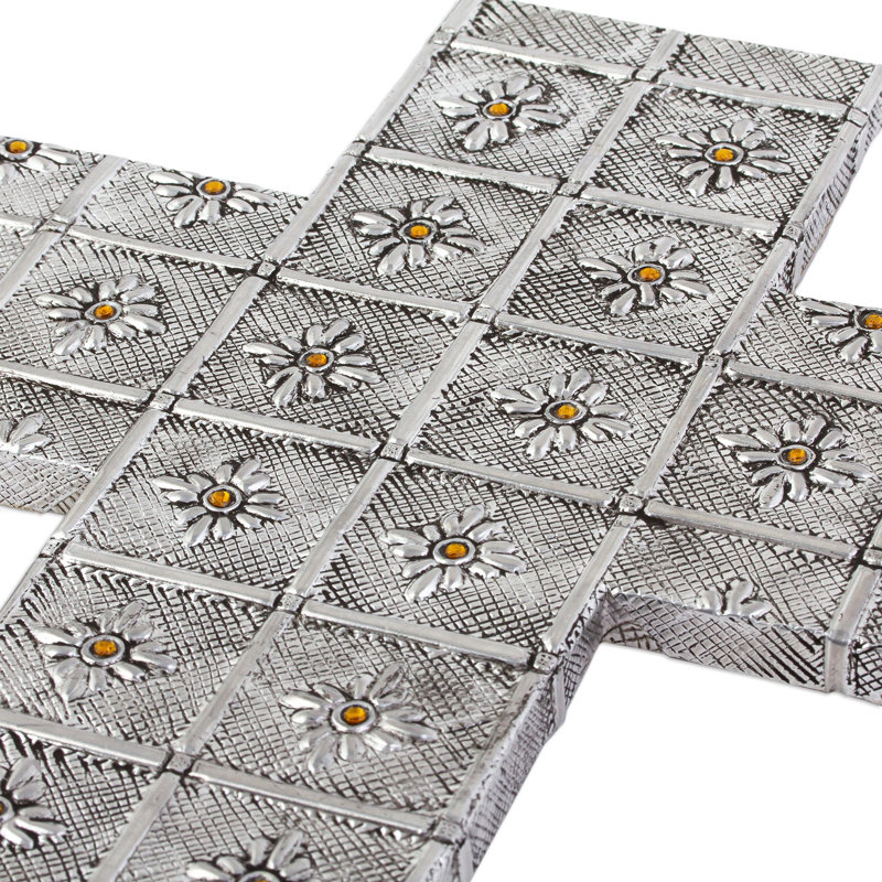 Décoration murale Repousse Cross