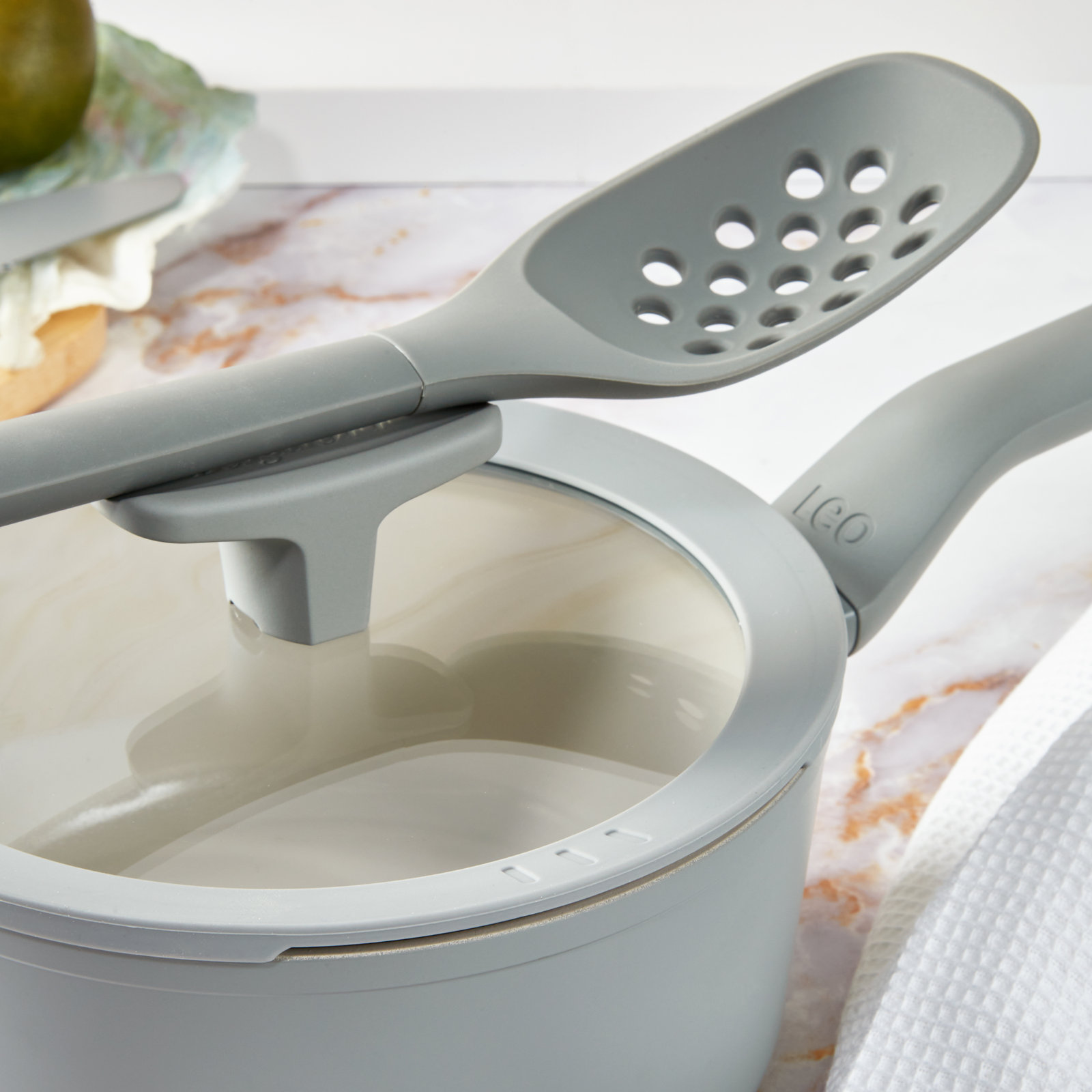BergHOFF Balance 2.1qt Non-Stick Ceramic Saucepan, Gray