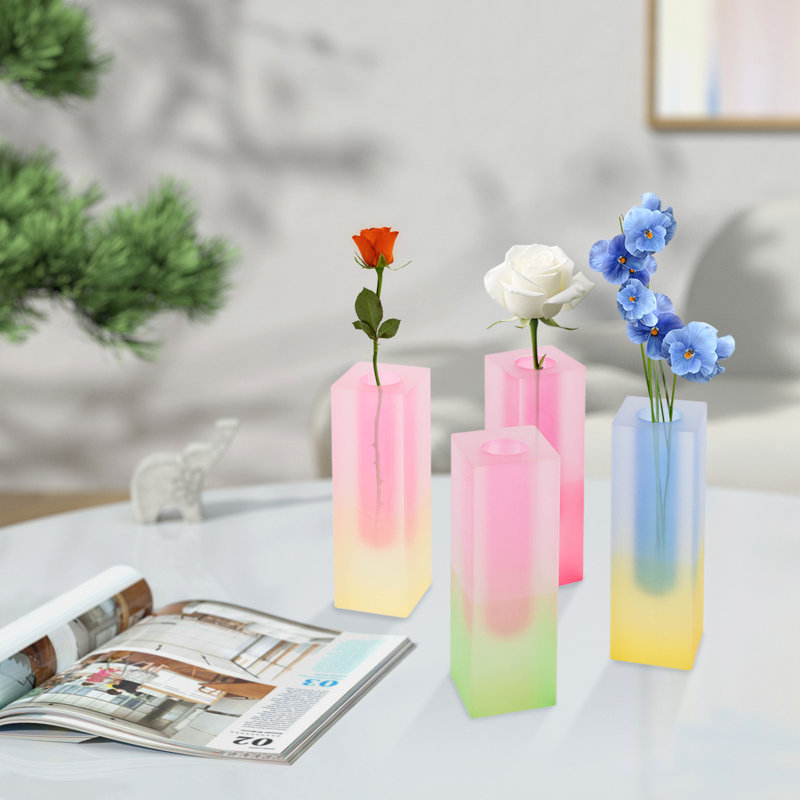 Vases en acrylique Helayne