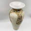 Vase de plancher 24 po - Grand vase en terre cuite fait à la main avec décoration en mosaïque de verre de couleur caramel clair et blanc - Pièce décorative exquise-356389912