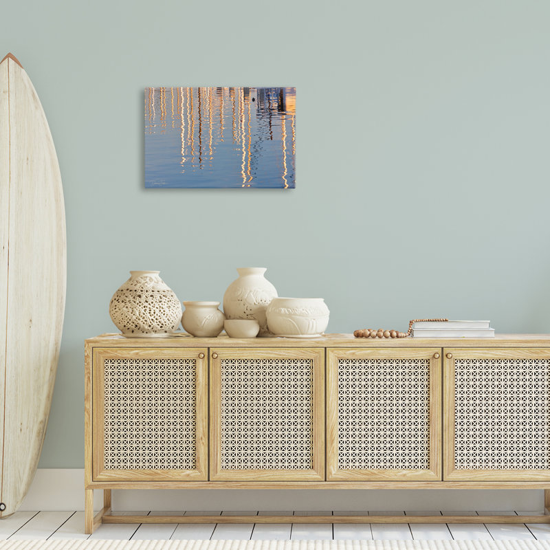 "Beach Post Reflections", art mural par Dennis Frates, H 16 po x l 24 po