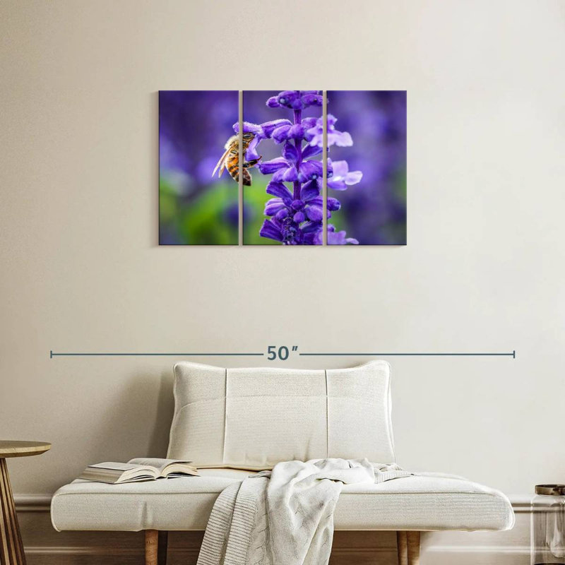 Brampt Flower And Bee, 20" H x 33" W