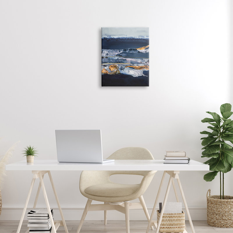Motif abstrait d'agate empilée dans un paysage d'eau bleue abstraite par Design Fabrikken - Peinture, Toile tendue