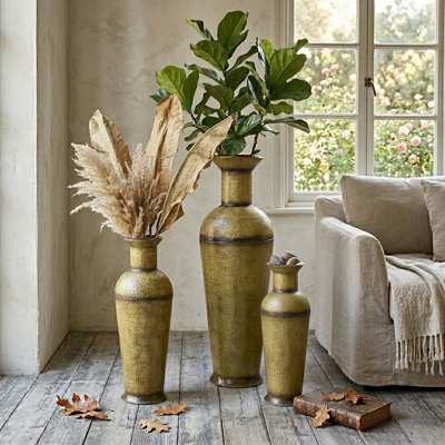 Amarhi Metal Pot Planter