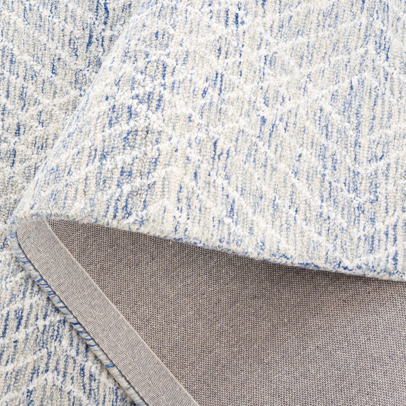 Izzabell Abstract Hand Tufted Wool/Chenil/Cotton Geometric Rug in Blue/Ivory, Rectangle 5' x 8'