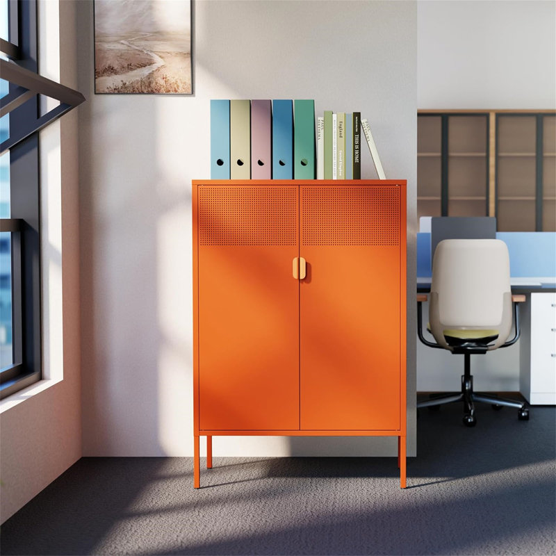 Casiers en acier, Orange