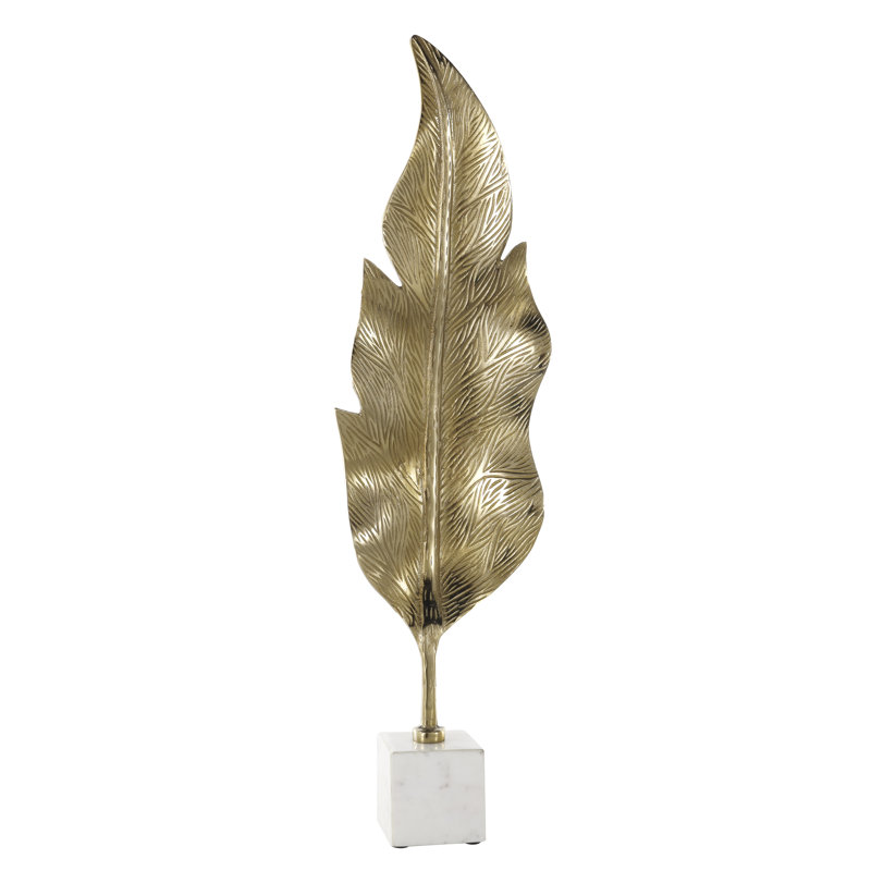 Grande sculpture en aluminium Jatanna, H 30,5 po x l 8,5 po x P 3,5 po