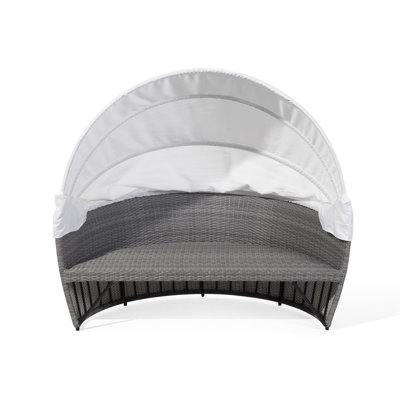 158cm Wide Wicker Patio Daybed with Cushions