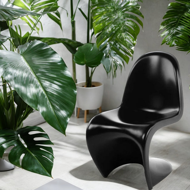 Chaise Pantone Shinny, Noir