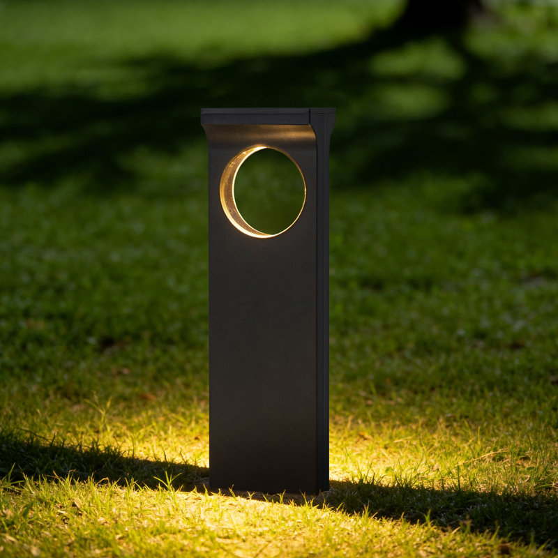 Black Integrated Led Solar Pathway Lights