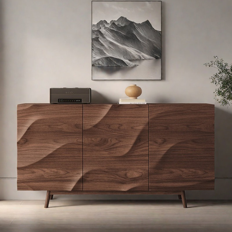 Buffet vintage à trois portes
