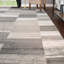 Tapis argenté à motif géométrique moderne Krasmir-278554685