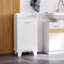 Armoire de rangement pour panier de salle de bain, 31 po, blanc inclinable, rangement supplémentaire, maximise les zones inutilisées, structure de rangement stable pour la lessive de 31 po, fonction debout avec espaces utilitaires