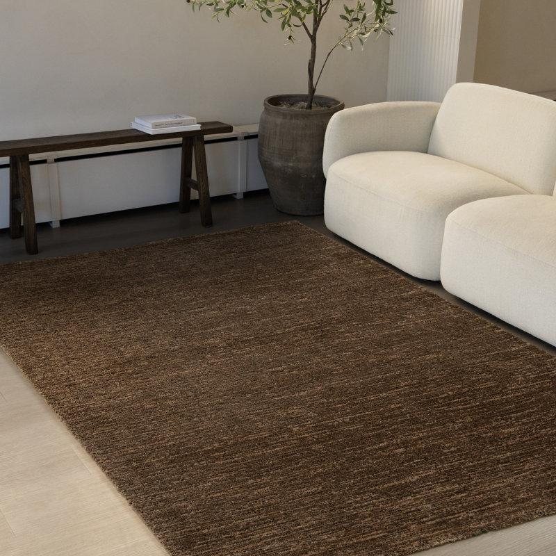 Tapis brun doux résistant aux taches, 7 pi 10 po x 11 pi 2 po