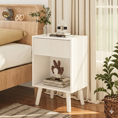 Mid-century Modern Fluted Nightstand, 1-drawer Bedside Table With Open Shelf And Solid Wood Legs