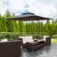 Parasol en porte-à-faux en aluminium au design moderne parfait pour les patios