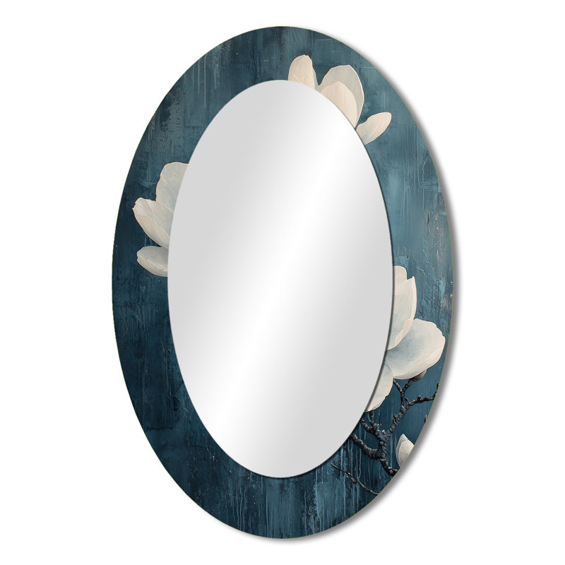 Fleurs de magnolia dans Â« Saffire Winter Impressionist II Â» - Miroir mural ovale blanc dÃ©coratif, 36 po x 24 po
