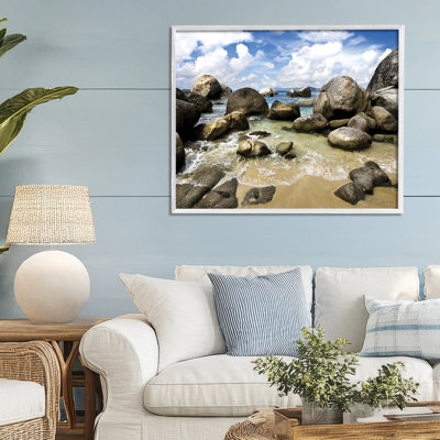 Giclée encadrée The Baths Rocky Coastline, design par Seven Trees Design
