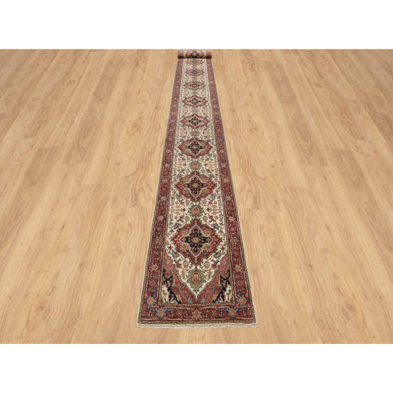 Tapis unique 2 pi 7 po x 25 pi 5 po Wingfield